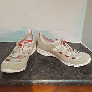 Rockport  Bungee Sneakers...Size 8...